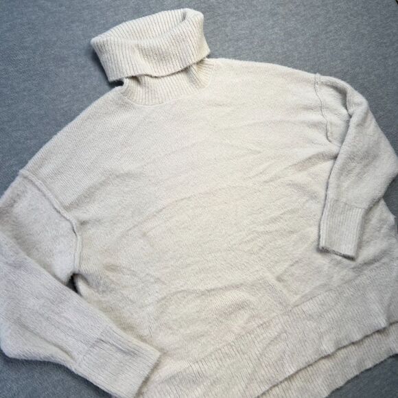 Aerie Sweater Womens Medium Cream Turtleneck Relaxed Tunic Soft‎ Cozy Pullover - Picture 1 of 10